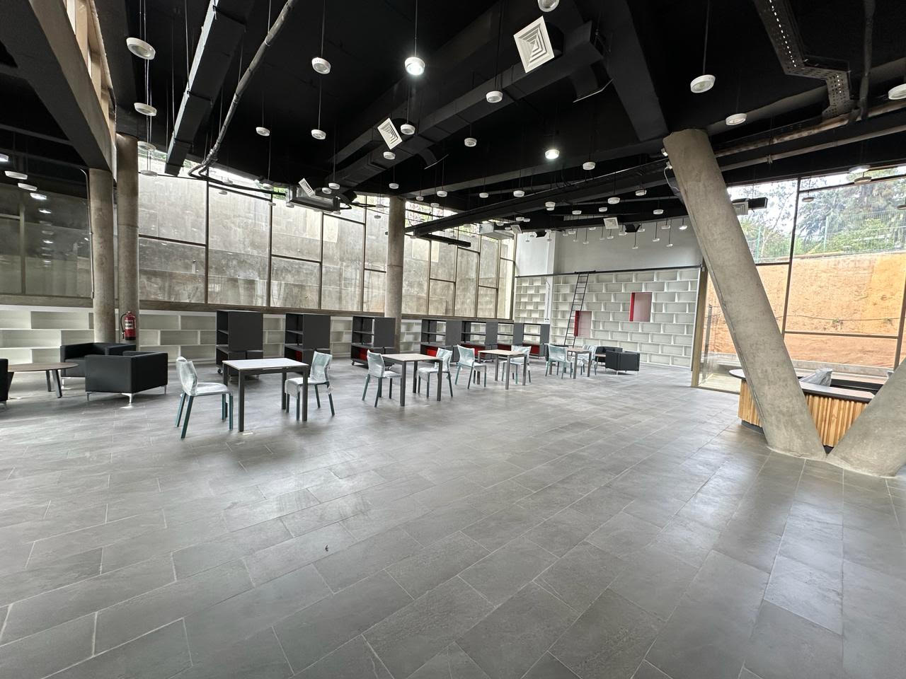 biblioteca 3